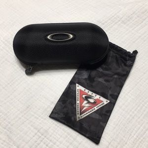 Oakley sunglasses hardcase and soft bag case